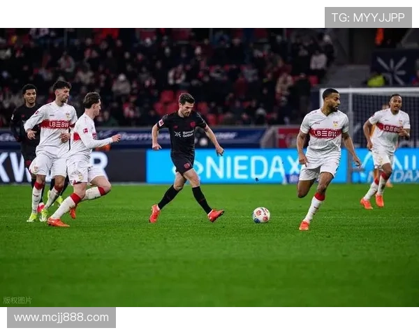 斯图加特四比一大胜绿军双星闪耀